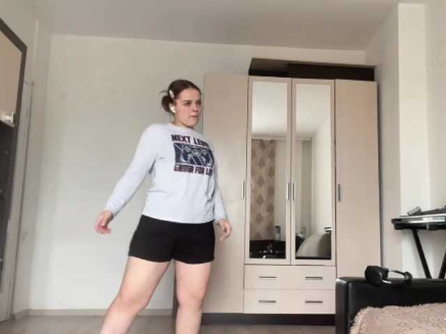 EsterGreenley live cam on BongaCams