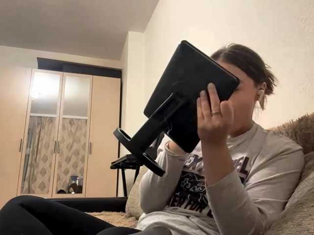EsterGreenley live cam on BongaCams