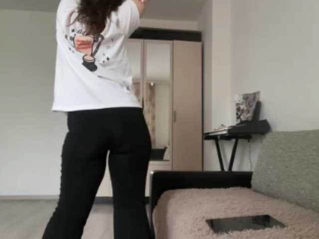 EsterGreenley live cam on BongaCams
