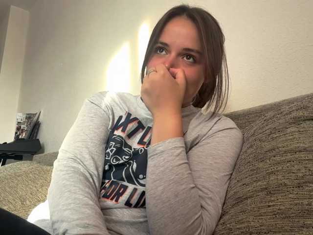 EsterGreenley live cam on BongaCams