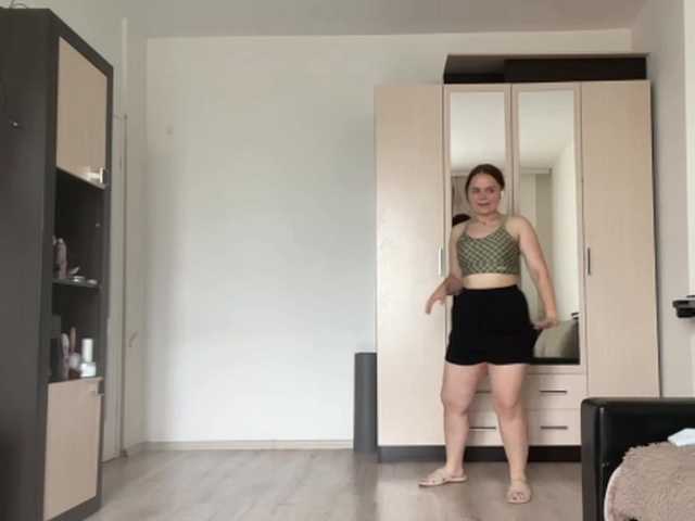 EsterGreenley live cam on BongaCams