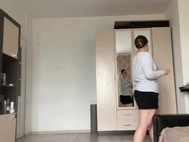 EsterGreenley live cam on BongaCams