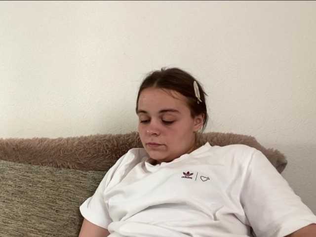 EsterGreenley live cam