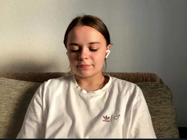 EsterGreenley live cam on BongaCams