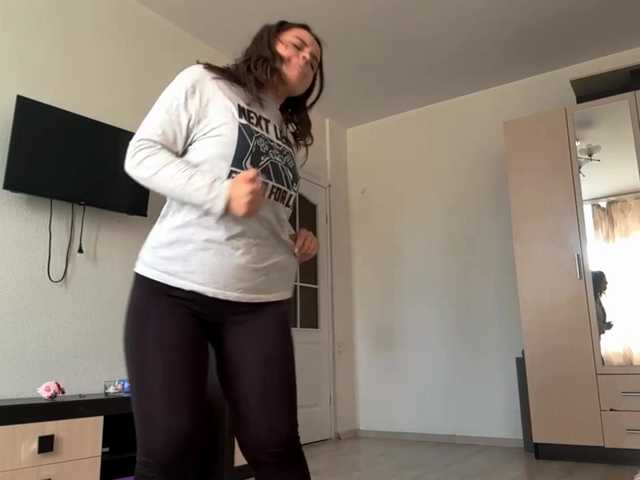 EsterGreenley live cam on BongaCams