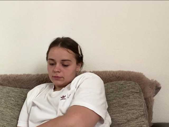 EsterGreenley live cam