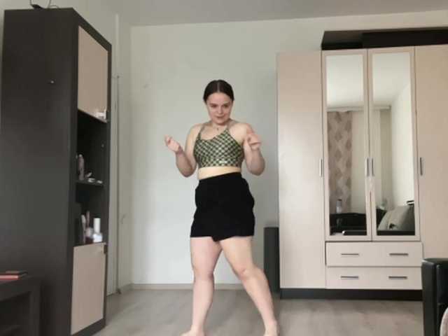 EsterGreenley live cam on BongaCams
