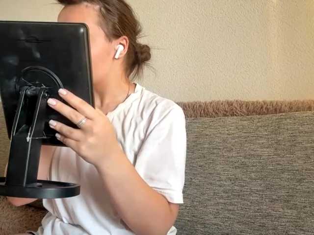 EsterGreenley live cam on BongaCams