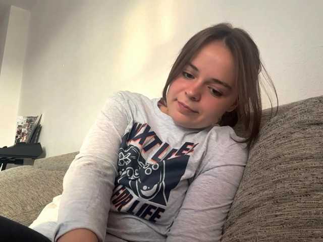EsterGreenley live cam on BongaCams