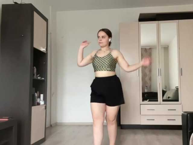 EsterGreenley live cam on BongaCams