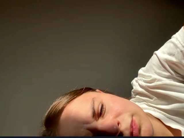 EsterGreenley live cam on BongaCams