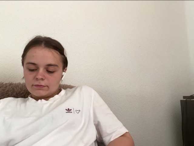 EsterGreenley live cam on BongaCams