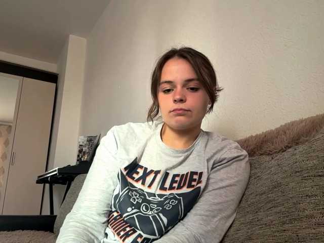 EsterGreenley live cam on BongaCams