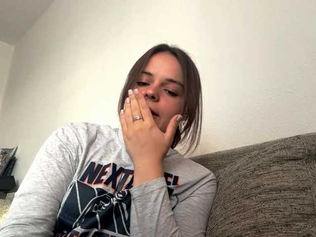 EsterGreenley live cam on BongaCams