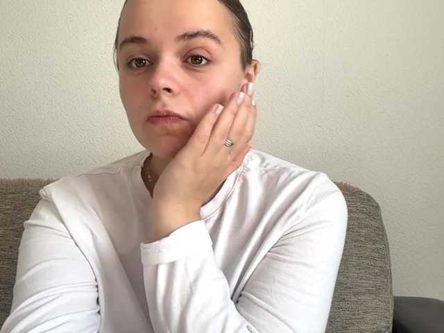 EsterGreenley live cam on BongaCams