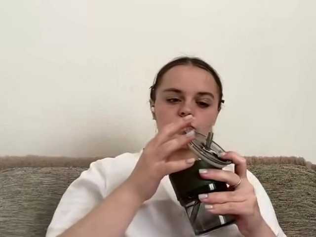 EsterGreenley live cam on BongaCams