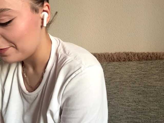 EsterGreenley live cam on BongaCams