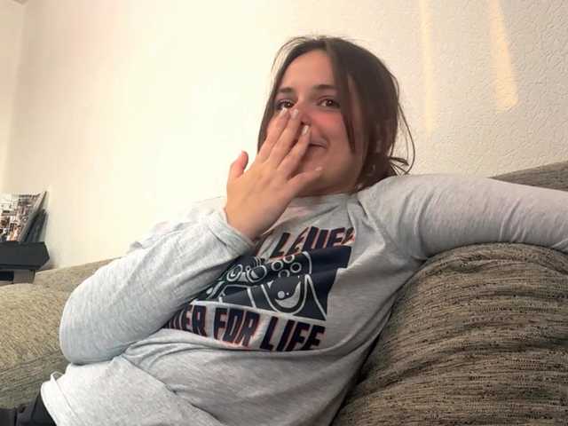 EsterGreenley live on BongaCams