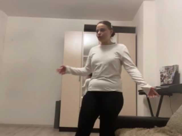 EsterGreenley live cam on BongaCams