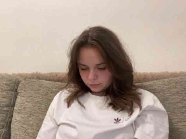 EsterGreenley webcam
