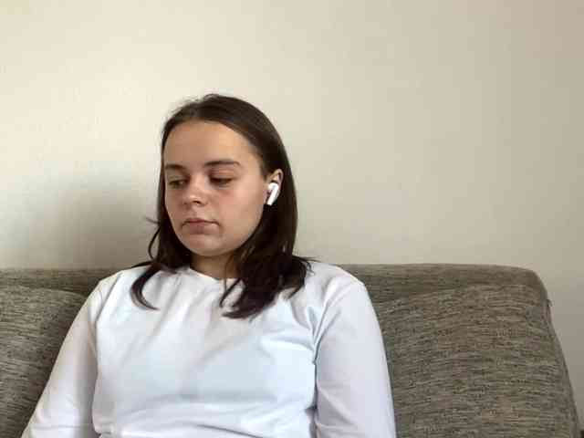 EsterGreenley webcam