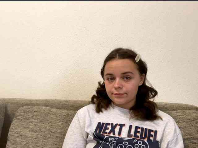 EsterGreenley webcam