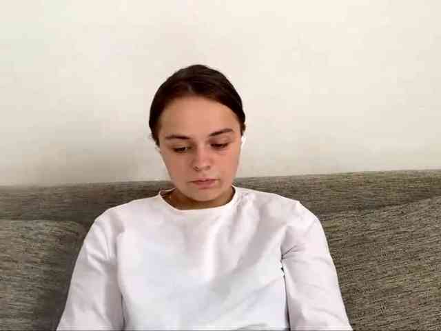 EsterGreenley webcam