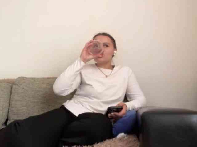 EsterGreenley webcam