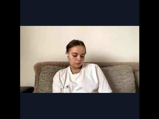 EsterGreenley webcam