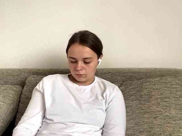 EsterGreenley webcam