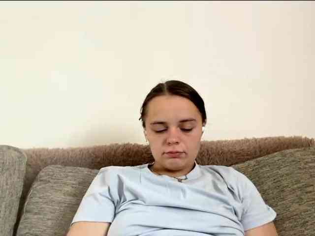 EsterGreenley webcam