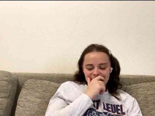 EsterGreenley webcam