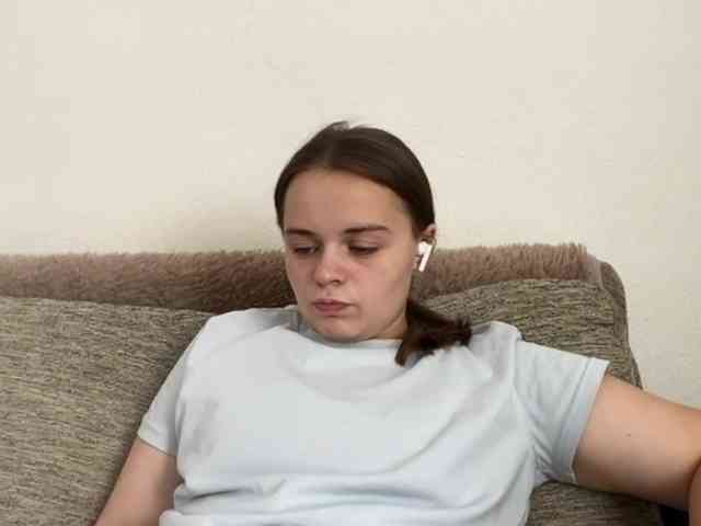 EsterGreenley webcam
