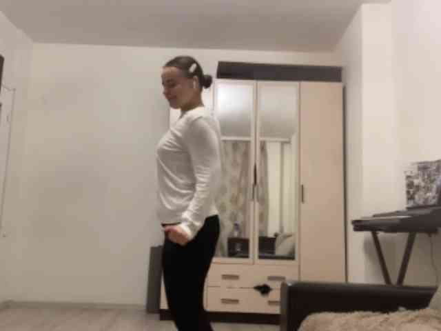 EsterGreenley webcam