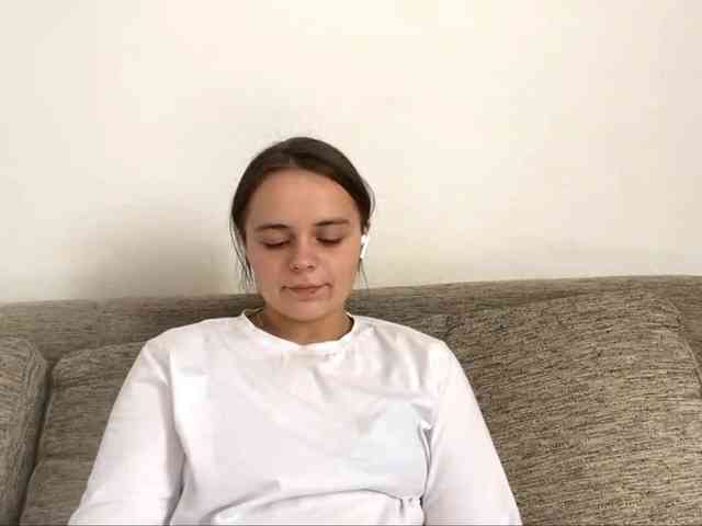 EsterGreenley webcam