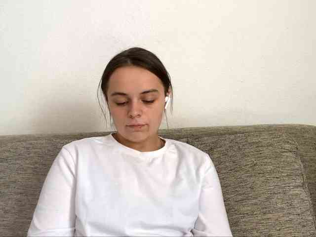 EsterGreenley webcam