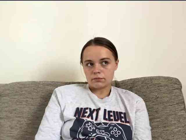 EsterGreenley webcam