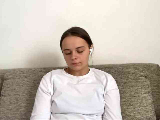 EsterGreenley webcam