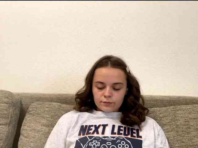EsterGreenley webcam