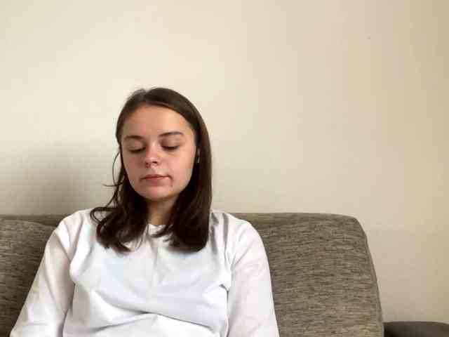 EsterGreenley webcam