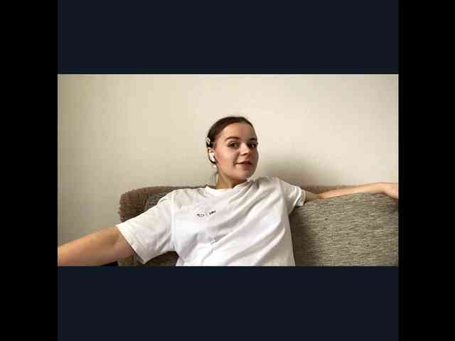EsterGreenley webcam