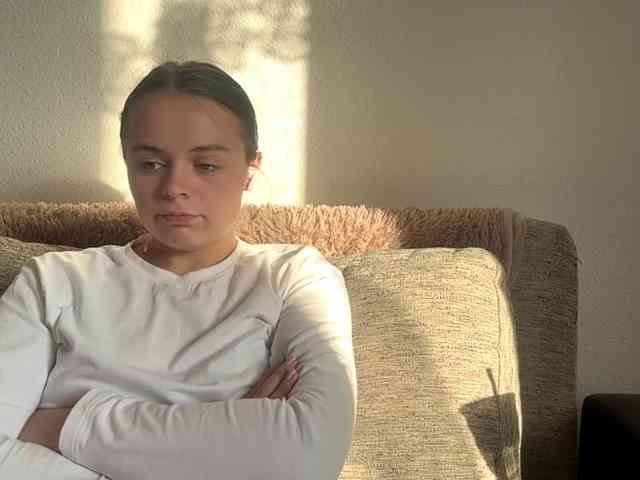 EsterGreenley webcam