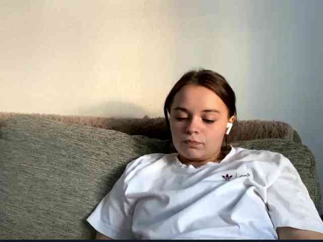 EsterGreenley webcam