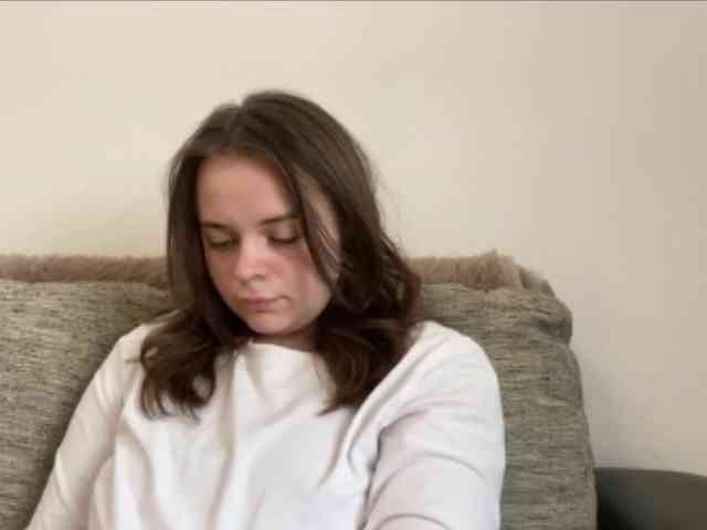 EsterGreenley webcam