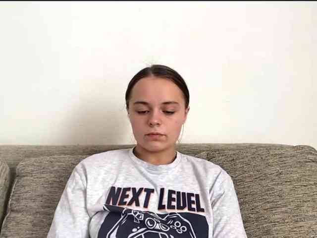 EsterGreenley webcam