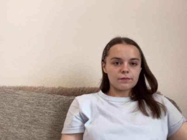 EsterGreenley webcam