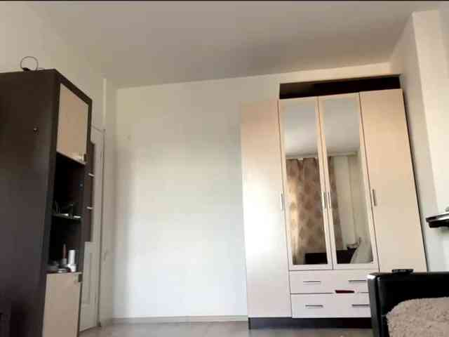 EsterGreenley webcam