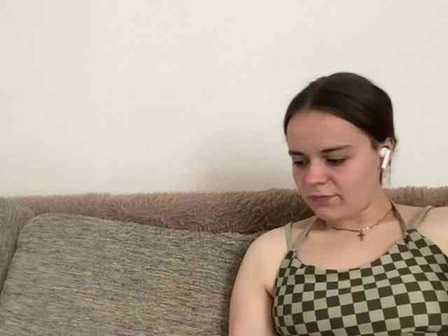 EsterGreenley webcam