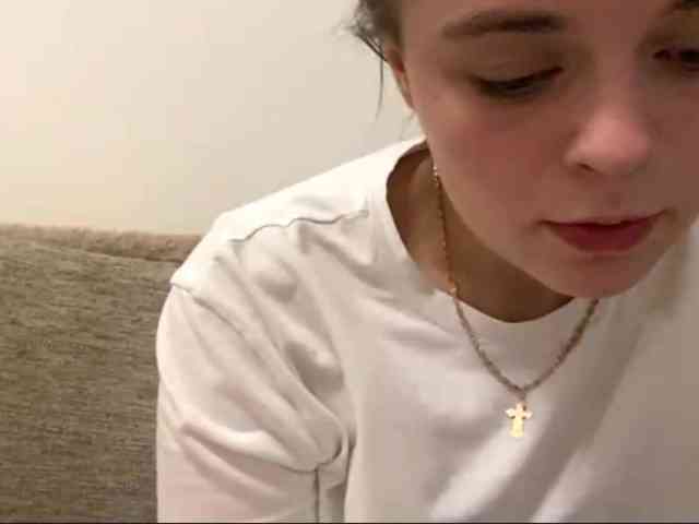 EsterGreenley webcam