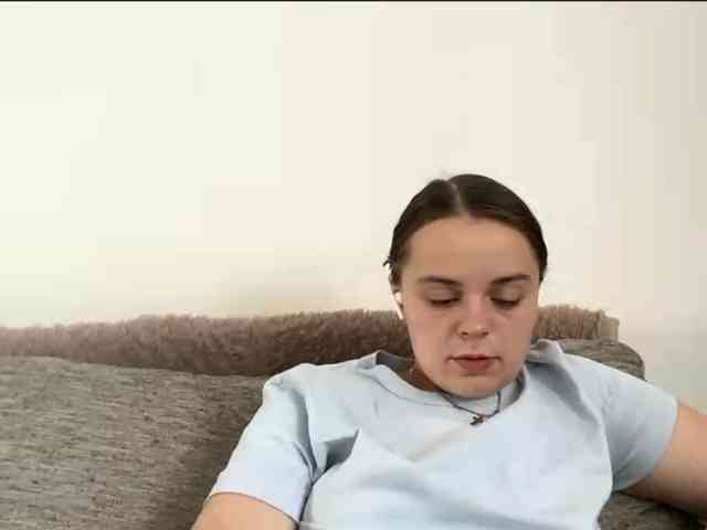 EsterGreenley webcam